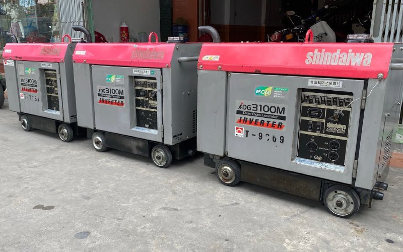 Máy phát điện 5KW chạy dầu Nhật bãi